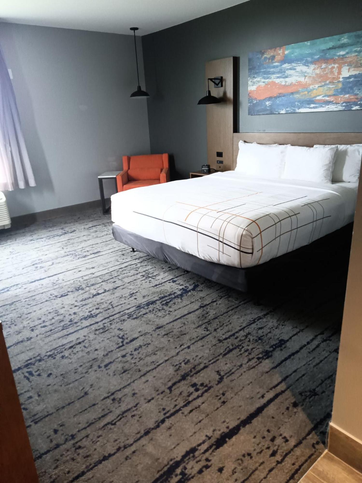 La Quinta Inn & Suites By Wyndham باردستاون المظهر الخارجي الصورة